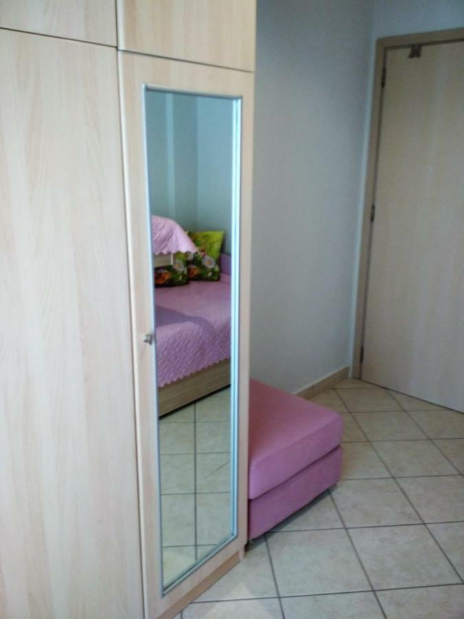 Luxury Sea View Apartment Ofrinion Bagian luar foto