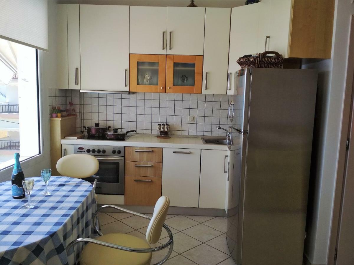 Luxury Sea View Apartment Ofrinion Bagian luar foto