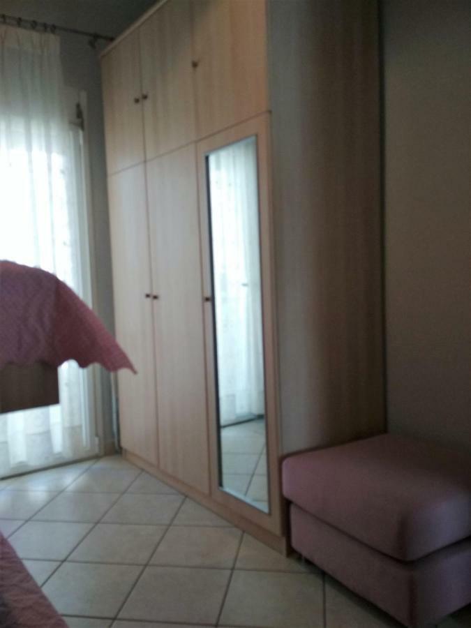 Luxury Sea View Apartment Ofrinion Bagian luar foto