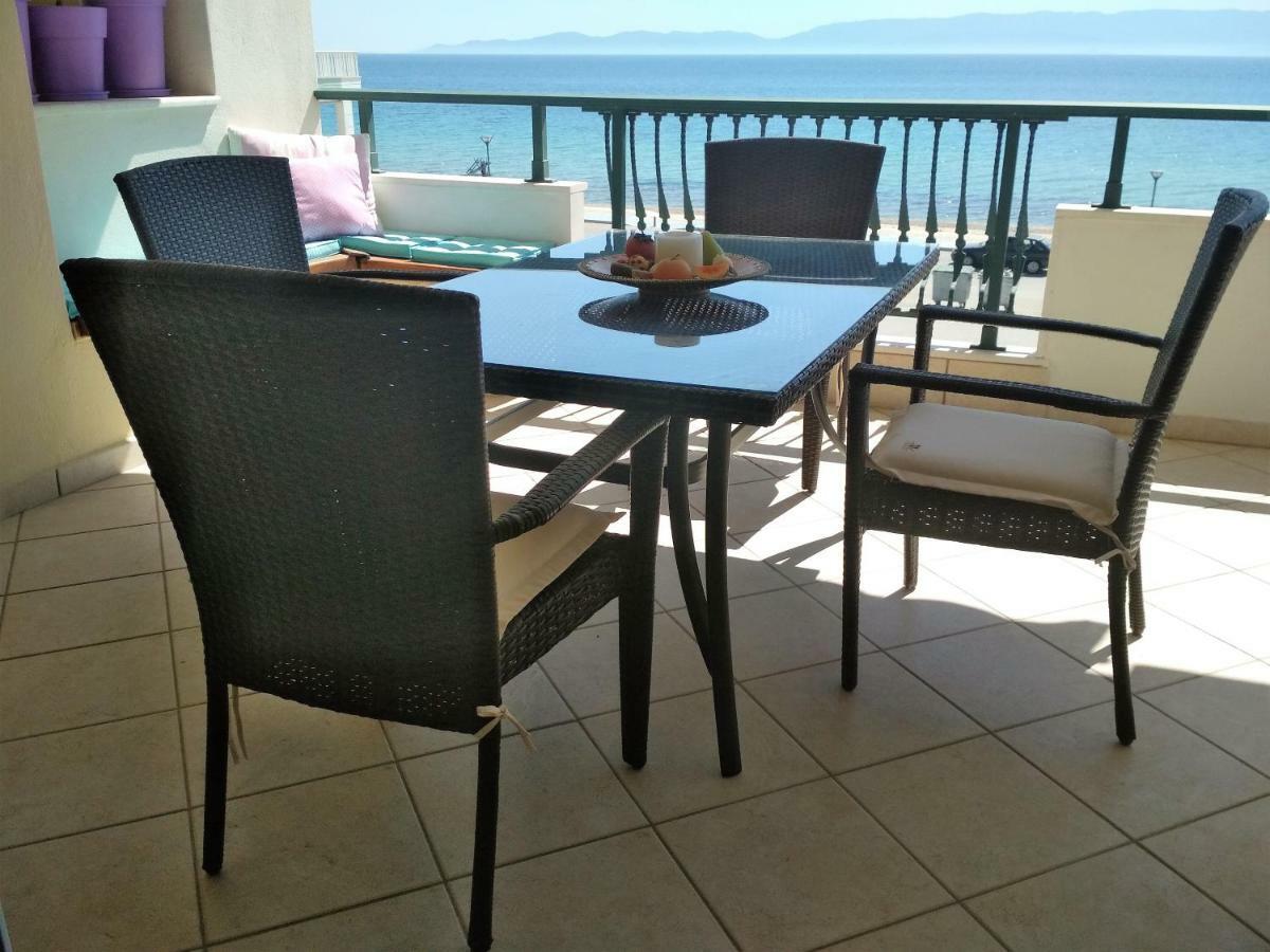Luxury Sea View Apartment Ofrinion Bagian luar foto