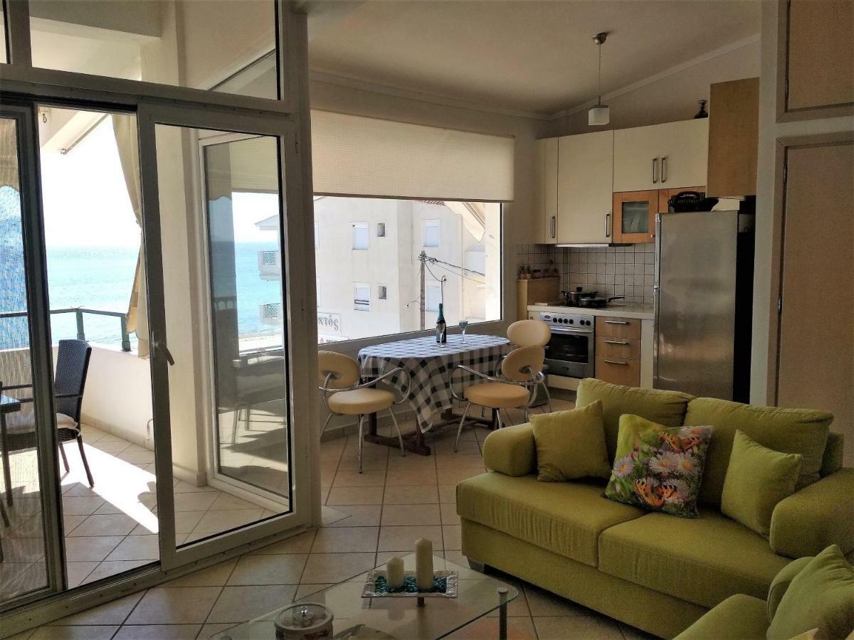 Luxury Sea View Apartment Ofrinion Bagian luar foto